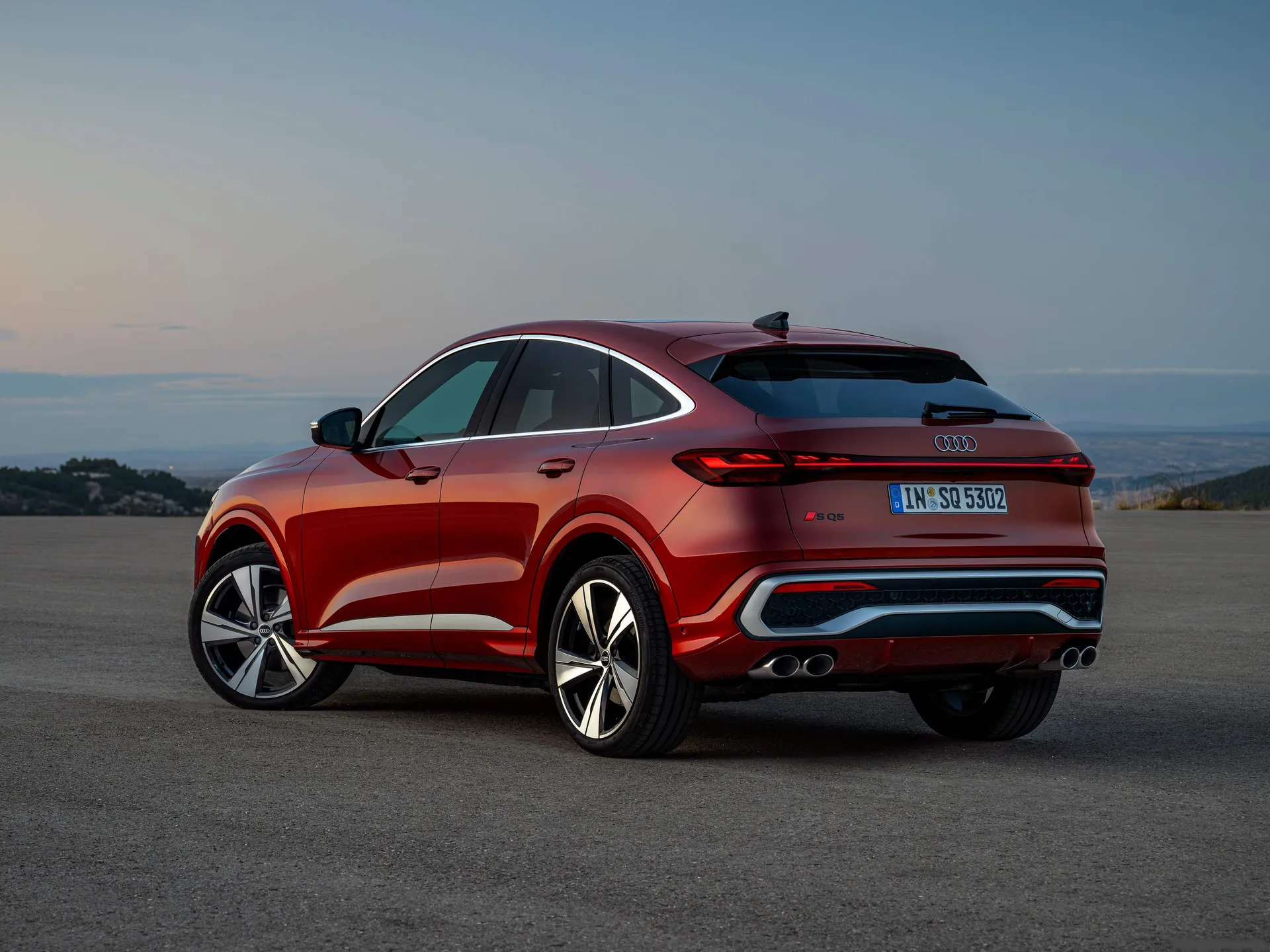 Audi SQ5 Sportback (2025) – zadní tříčtvrteční pohled