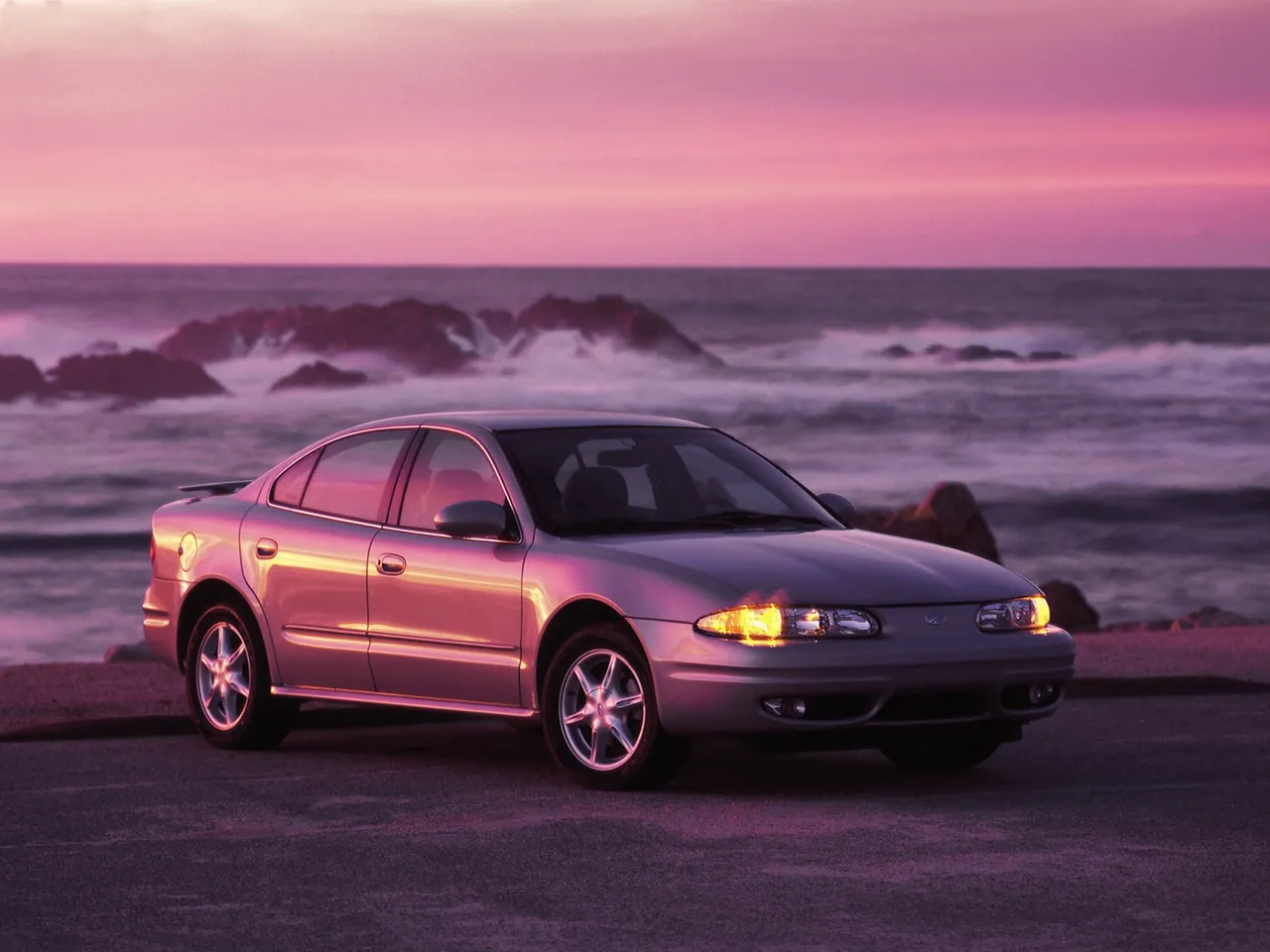 Oldsmobile Alero (2001)