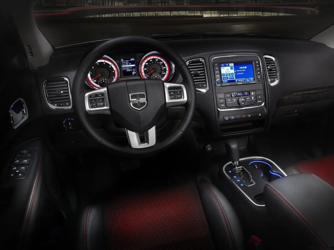 Dodge Durango RT (2011) – interiér