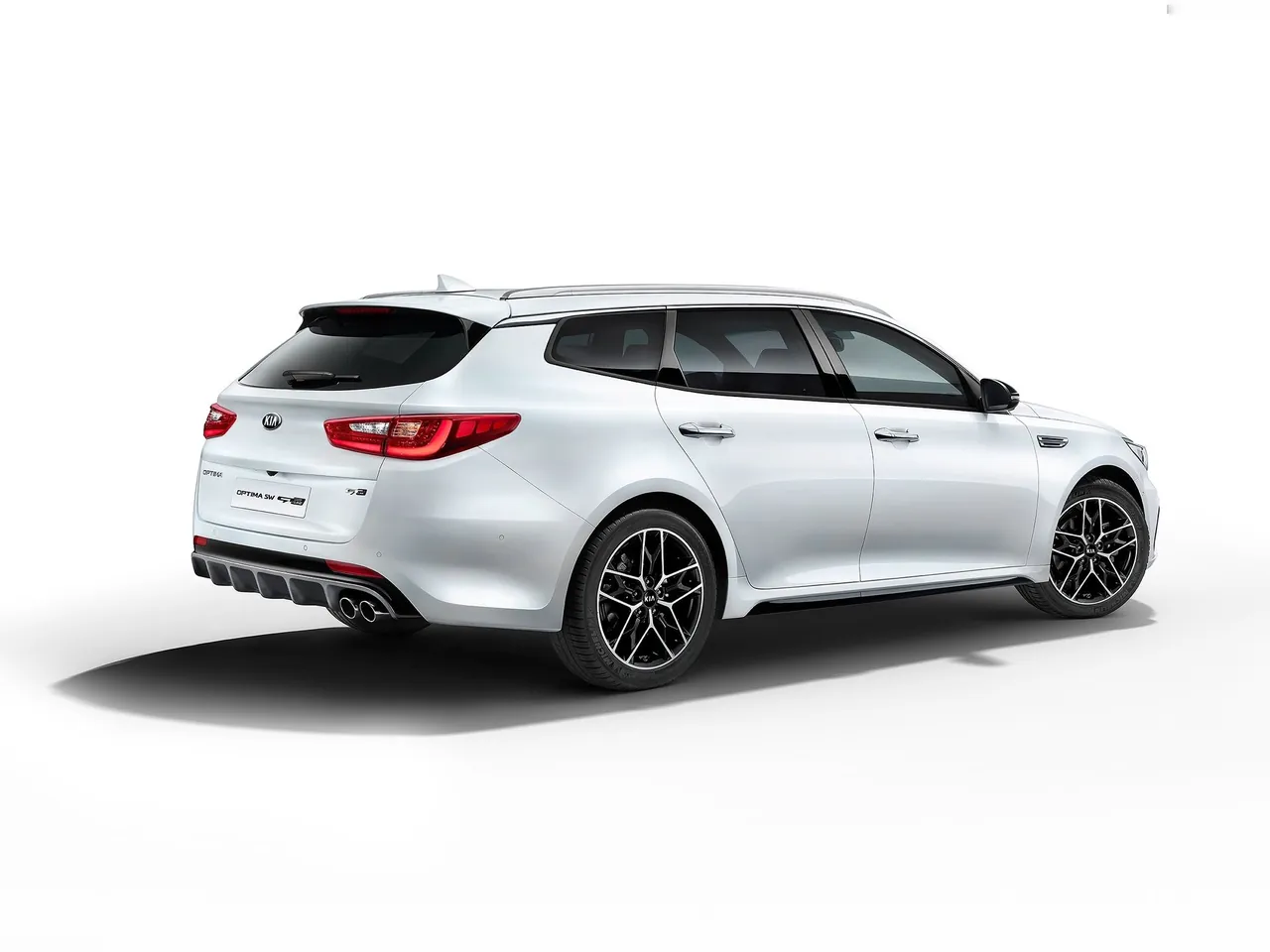 Kia Optima Sportswagon [EU] (2019) – zadní tříčtvrteční pohled