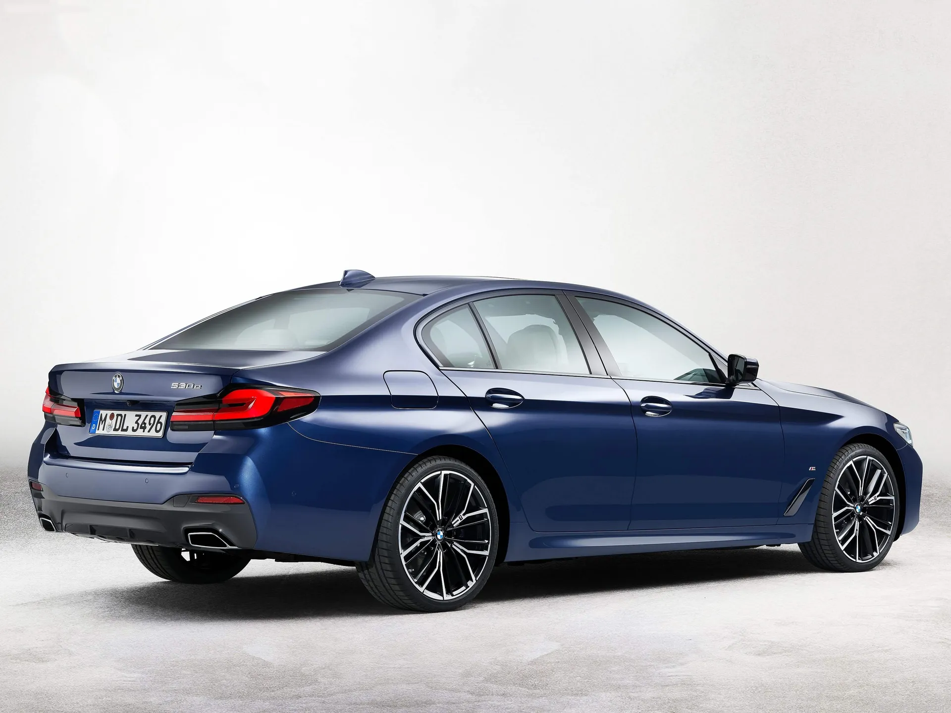 BMW 5-Series (2021) - Rear Three-Quarter