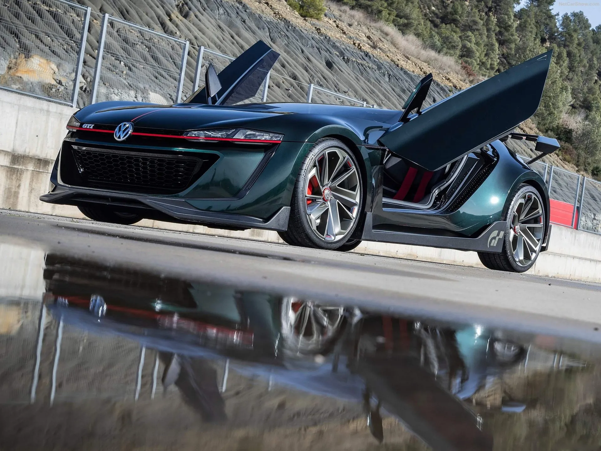 Volkswagen GTI Roadster Concept (2014)