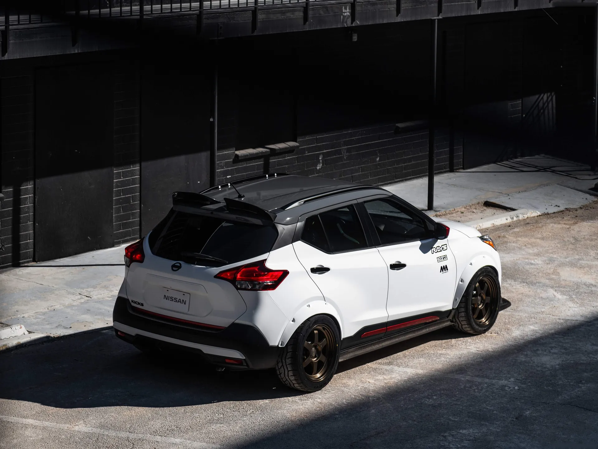 Nissan Kicks Street Sport Concept (2019) - Rear Three-Quarter