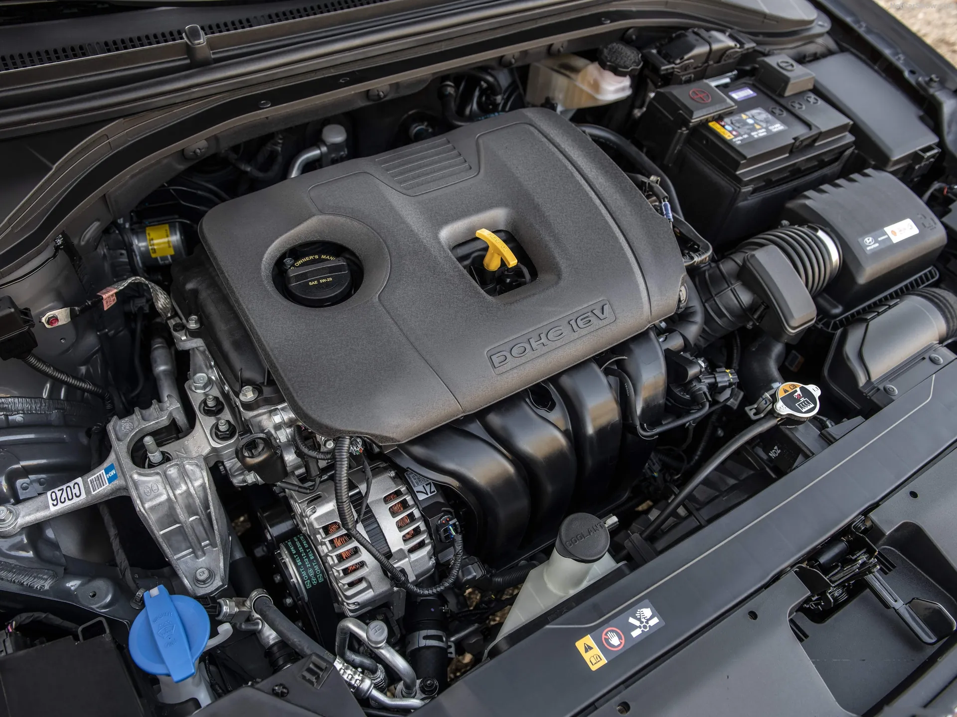Hyundai Elantra (2019) – motorový prostor