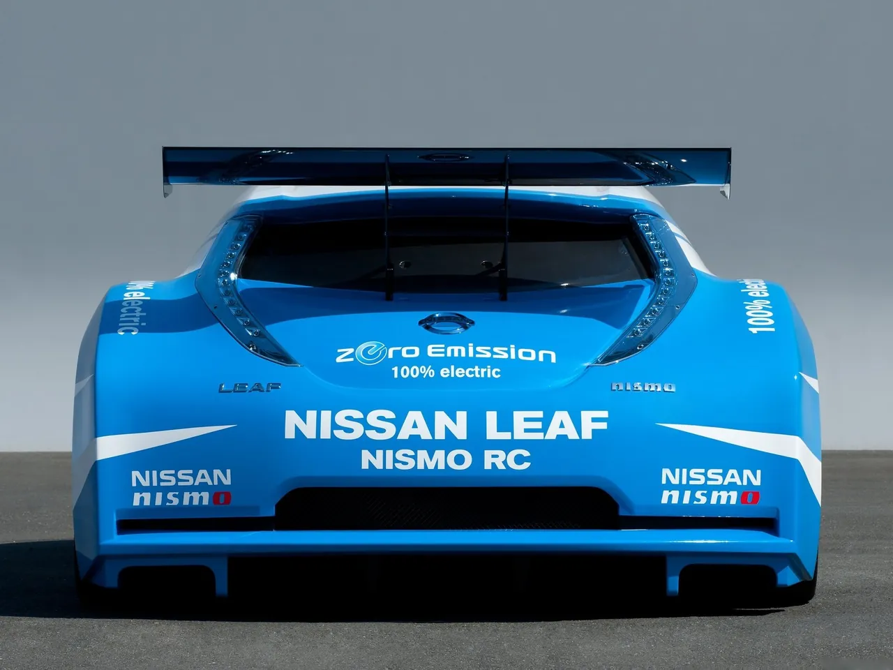 Nissan Leaf Nismo RC Concept (2011) – zezadu