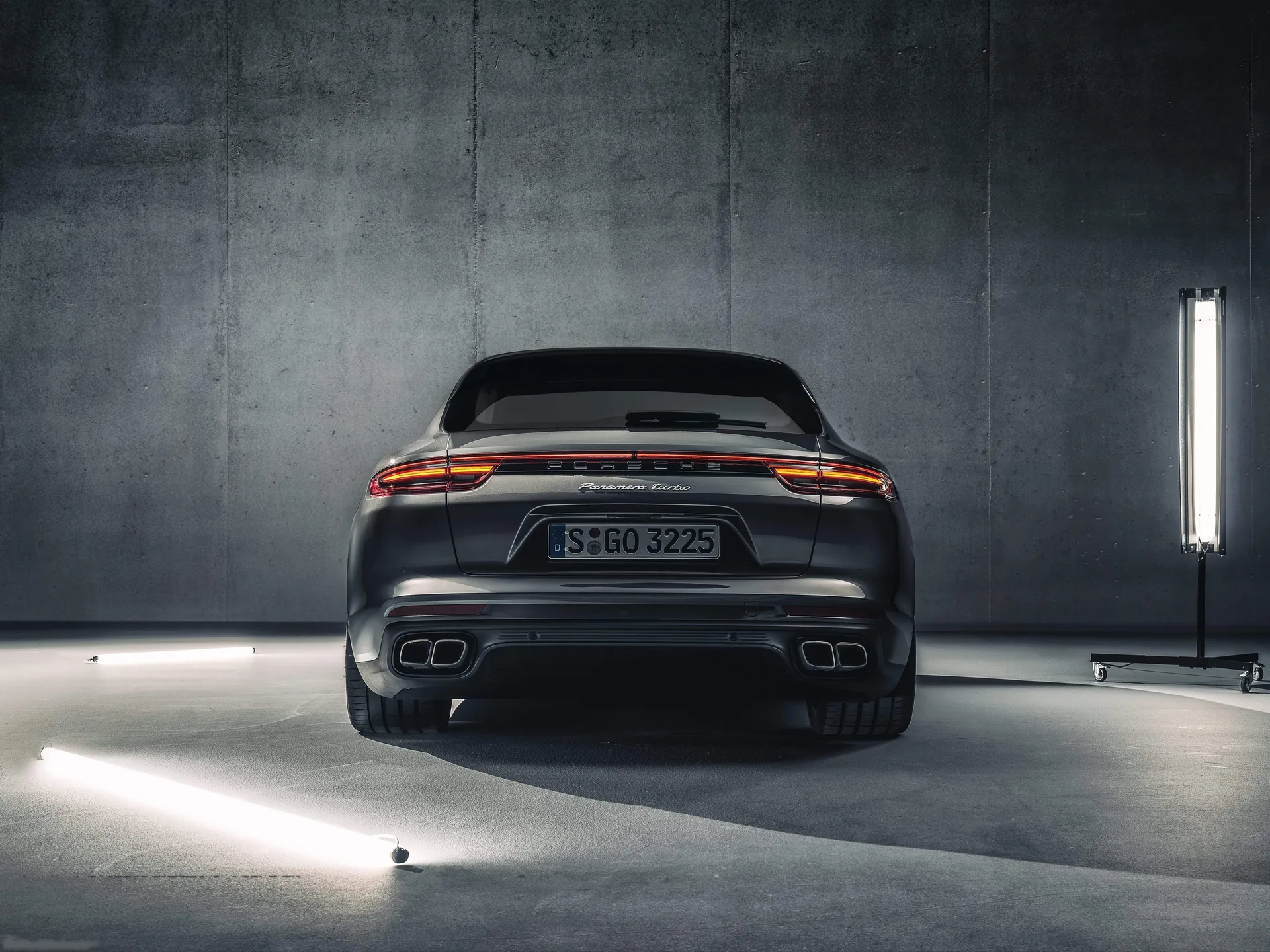 Porsche Panamera Sport Turismo (2018) – zezadu