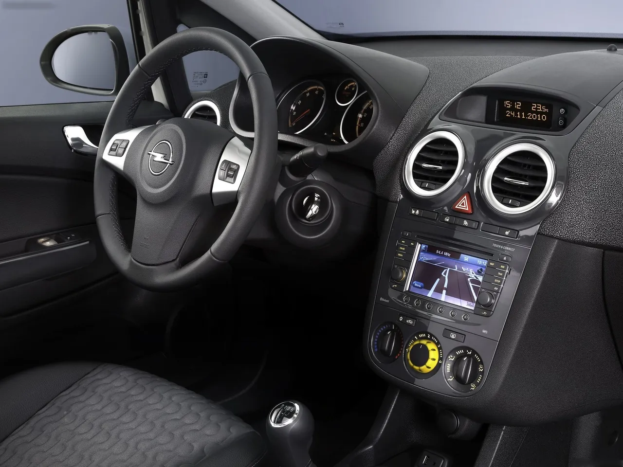 Opel Corsa (2011) – interiér
