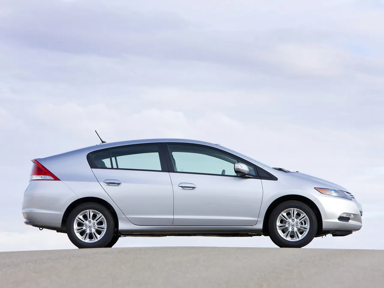 Honda Insight (2010) – boční profil