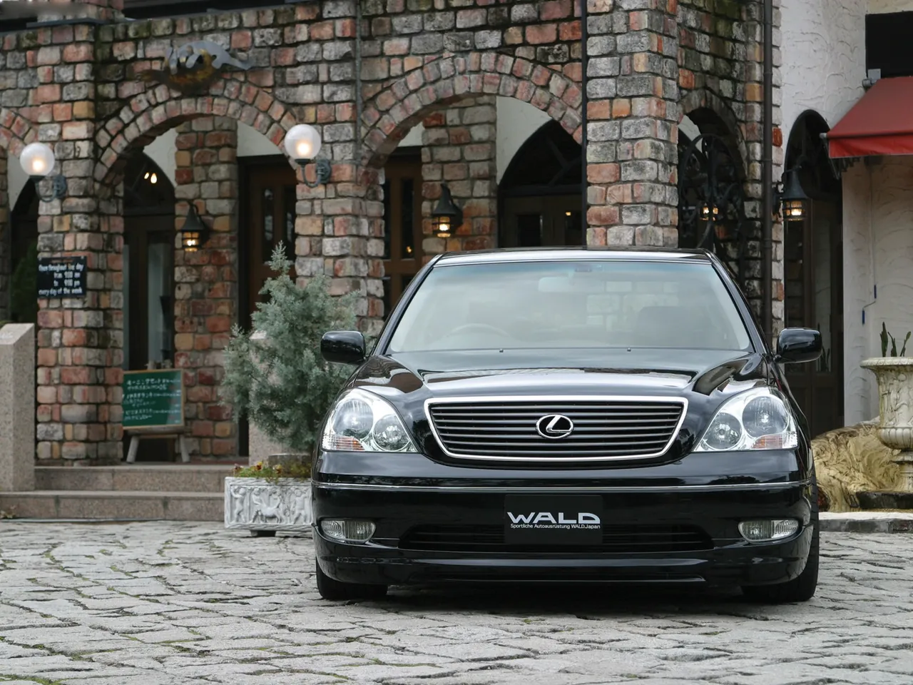 Wald Lexus LS (2001) – zepředu