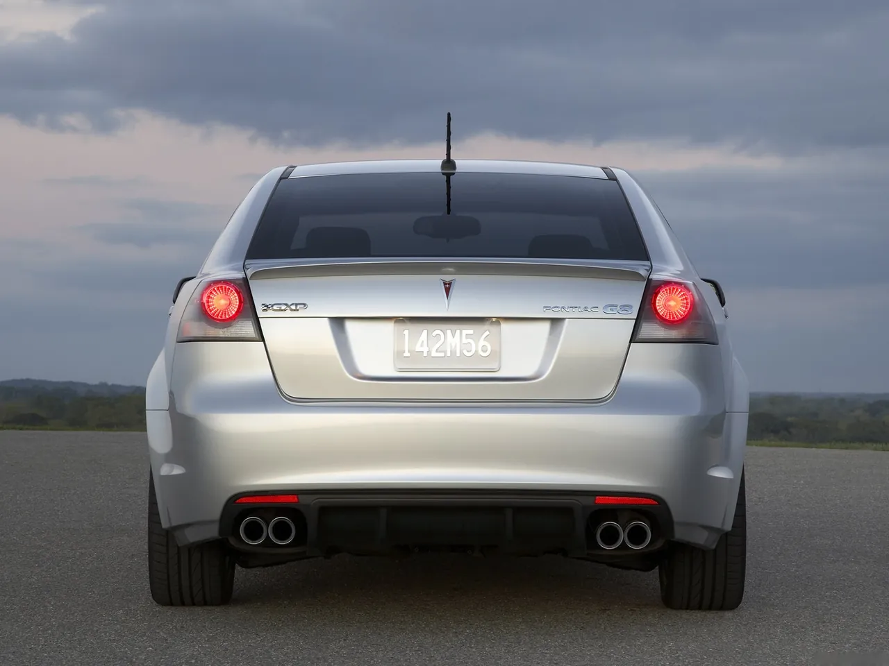 Pontiac G8 GXP (2009) – zezadu