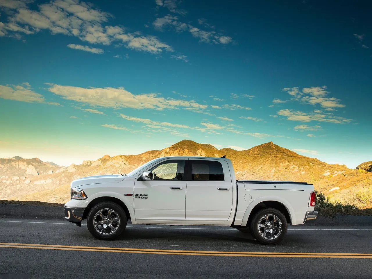 Ram 1500 (2014) – boční profil
