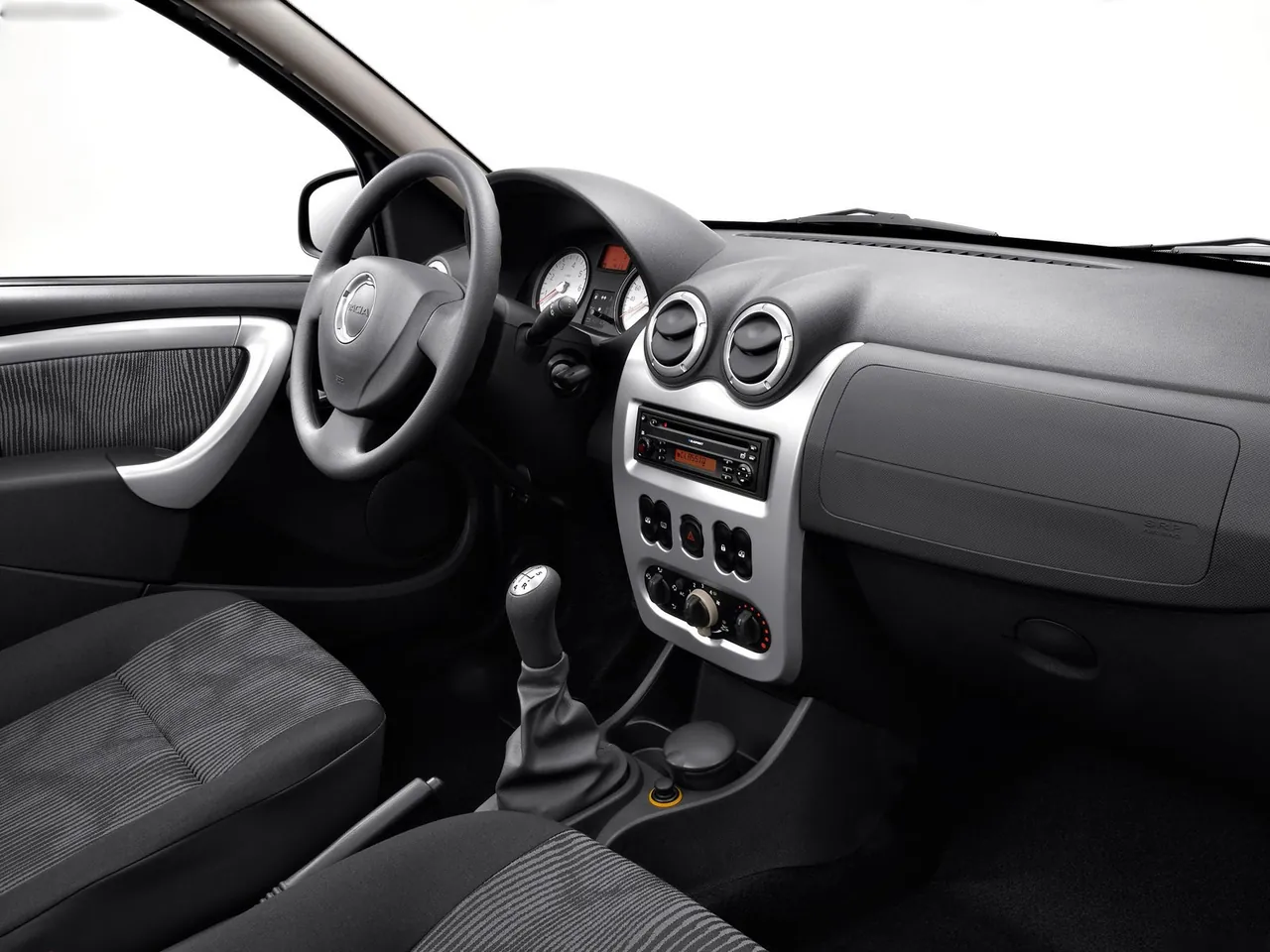 Dacia Sandero (2009) – interiér