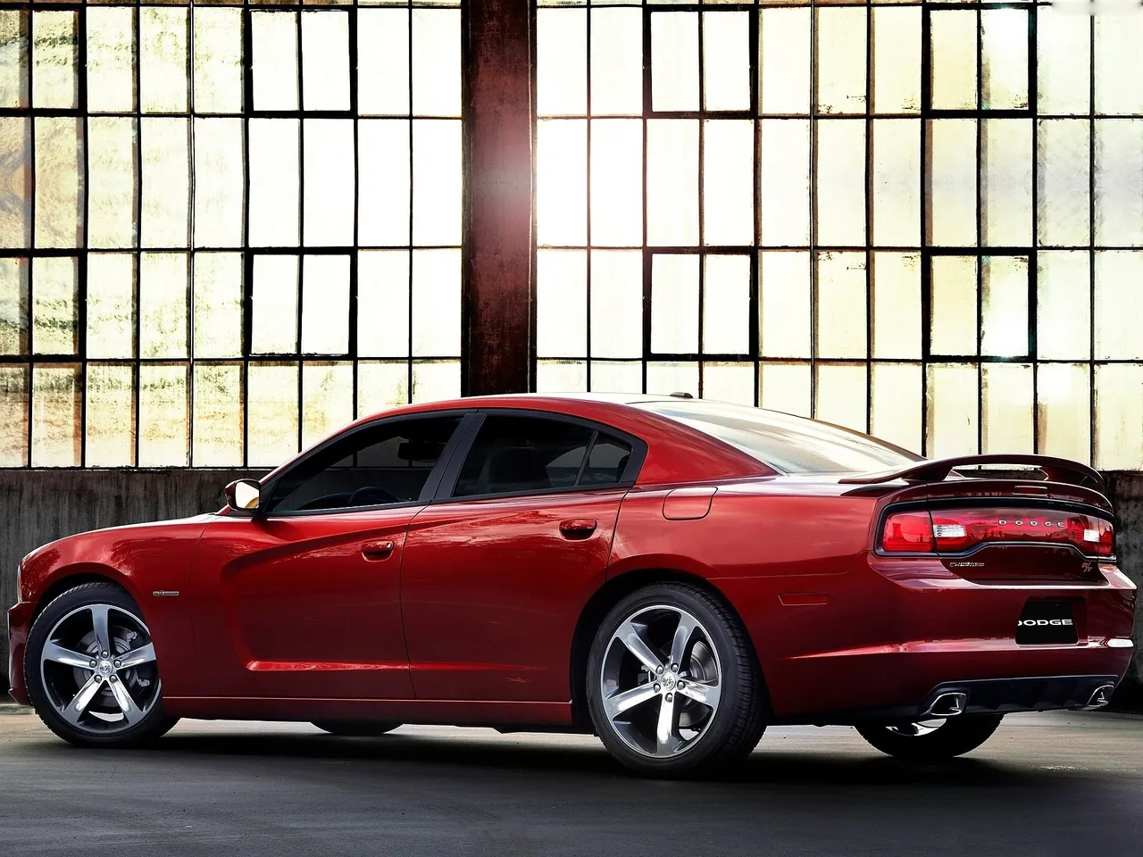 Dodge Charger 100th Anniversary Edition (2014) – zadní tříčtvrteční pohled