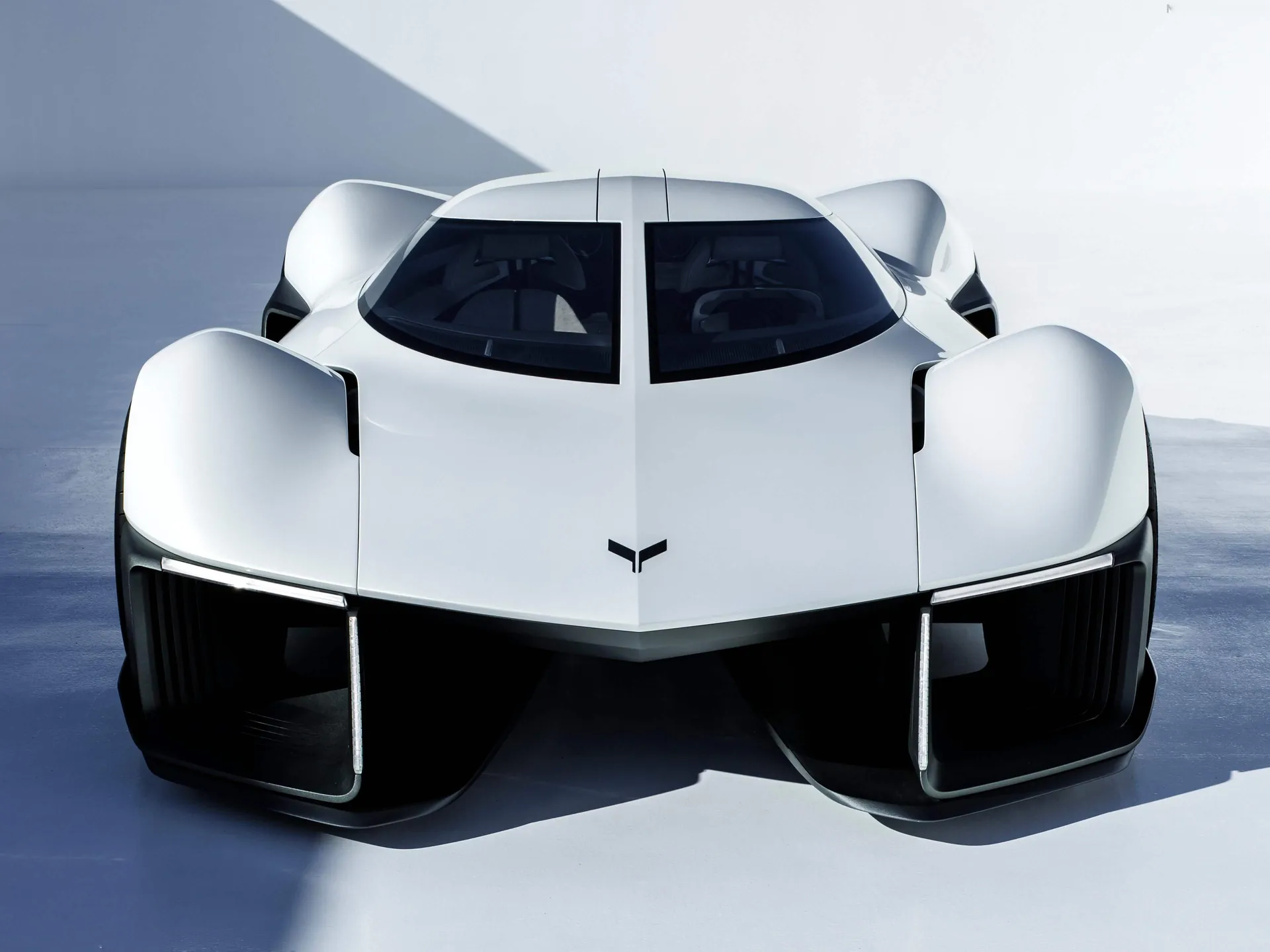 Chevrolet Corvette UK Concept (2025) – zepředu