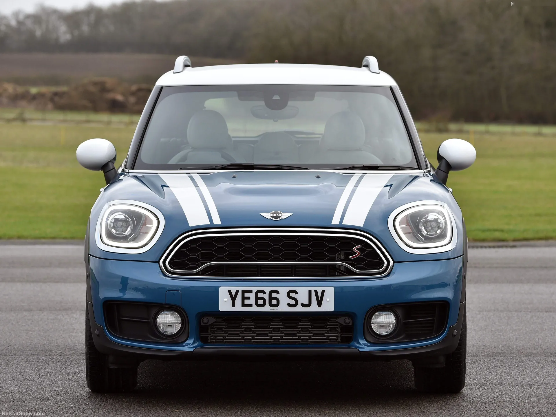 Mini Countryman Cooper S ALL4 (2017) - Front