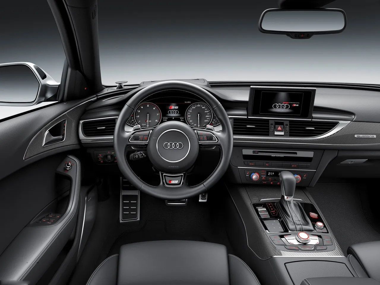Audi S6 (2015) – interiér