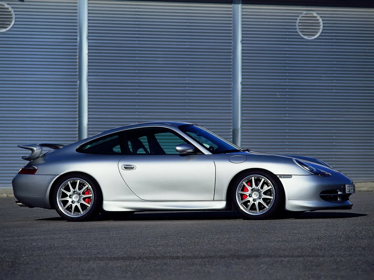 Porsche 911 GT3 (2000) - Side Profile