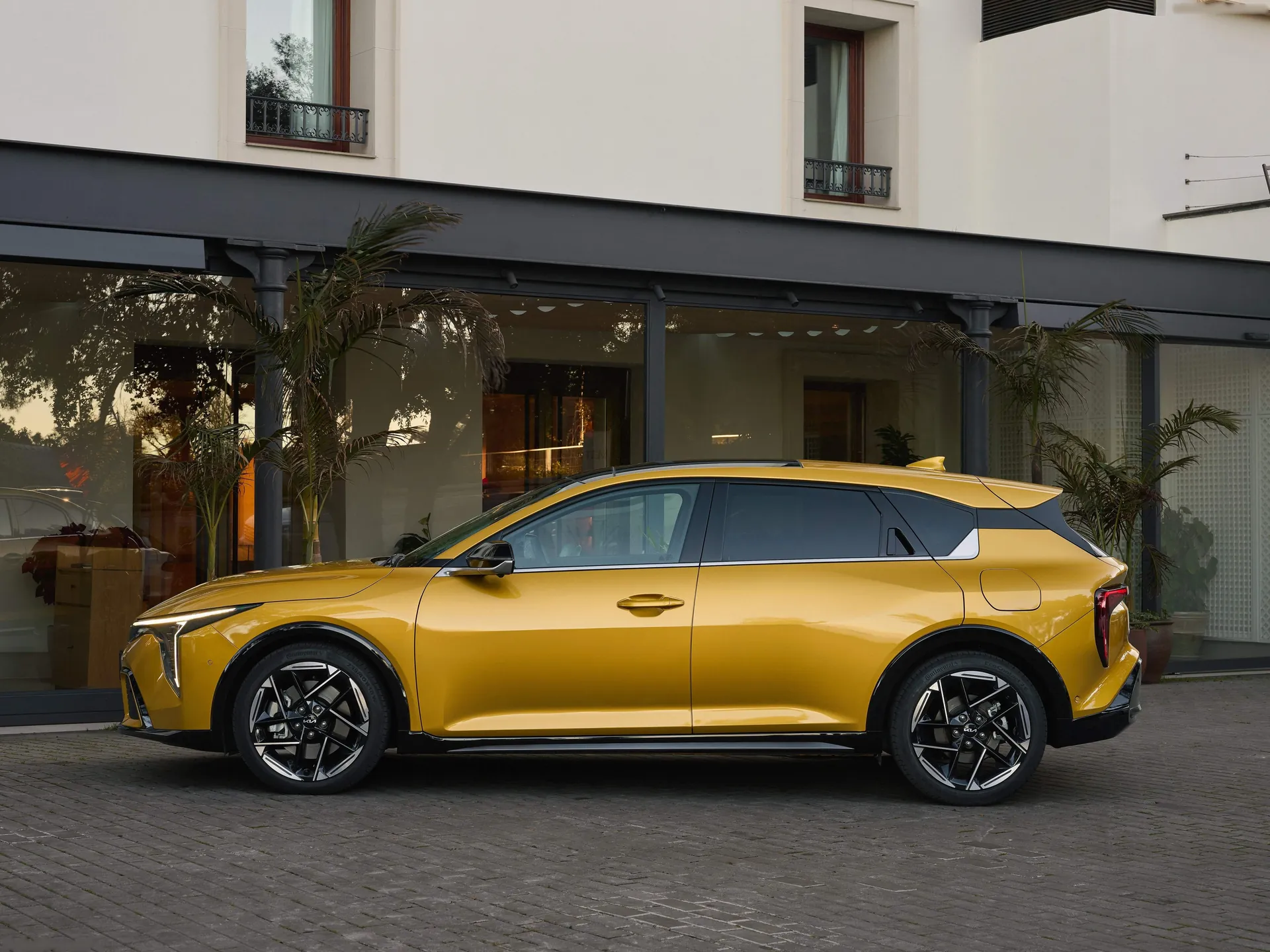 Kia K4 [EU] (2026) – boční profil