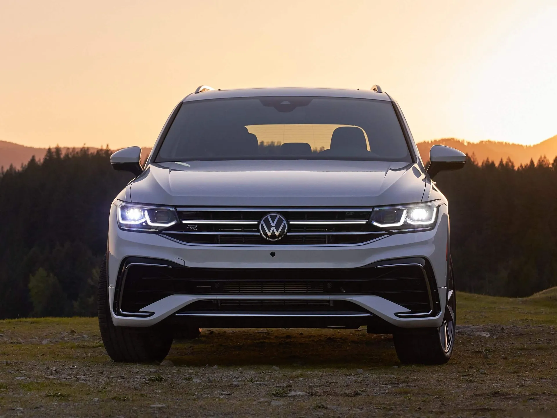 Volkswagen Tiguan [US] (2022) – zepředu