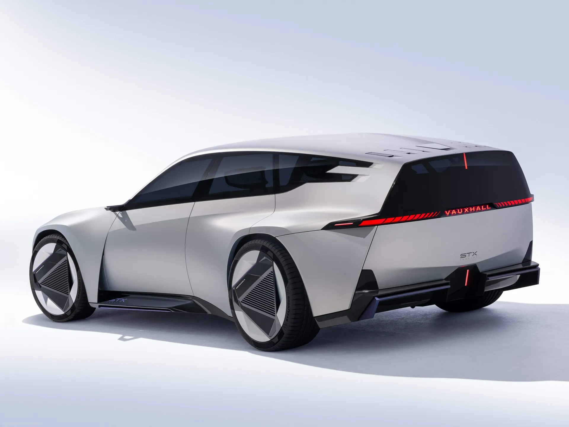 Vauxhall STX Concept (2026) – zadní tříčtvrteční pohled