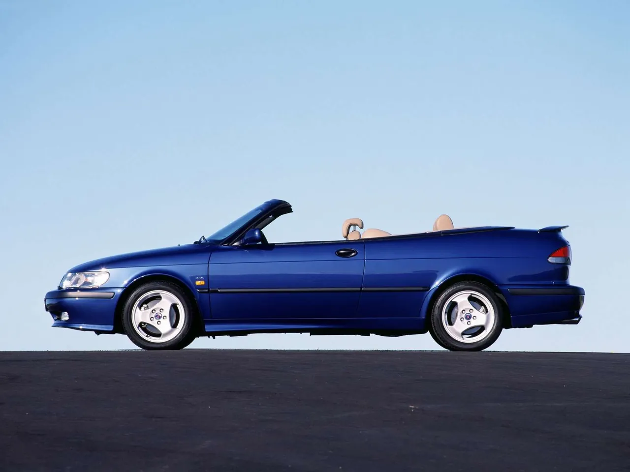 Saab 9-3 Aero Convertible (2000) – boční profil
