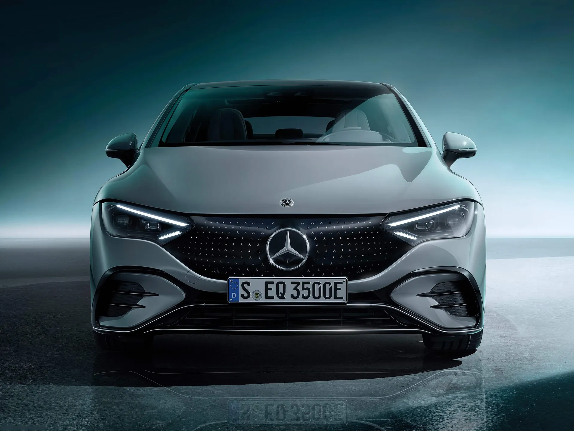 Mercedes-Benz EQE (2023) – zepředu