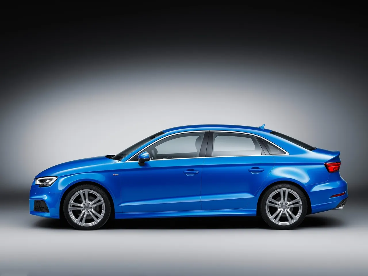 Audi A3 Sedan (2017) – boční profil