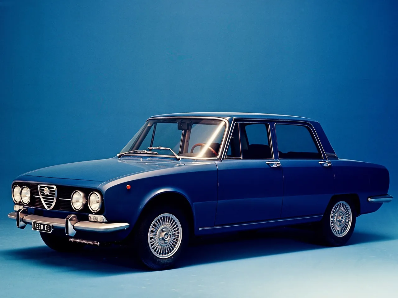 Alfa Romeo 2000 Berlina (1971)