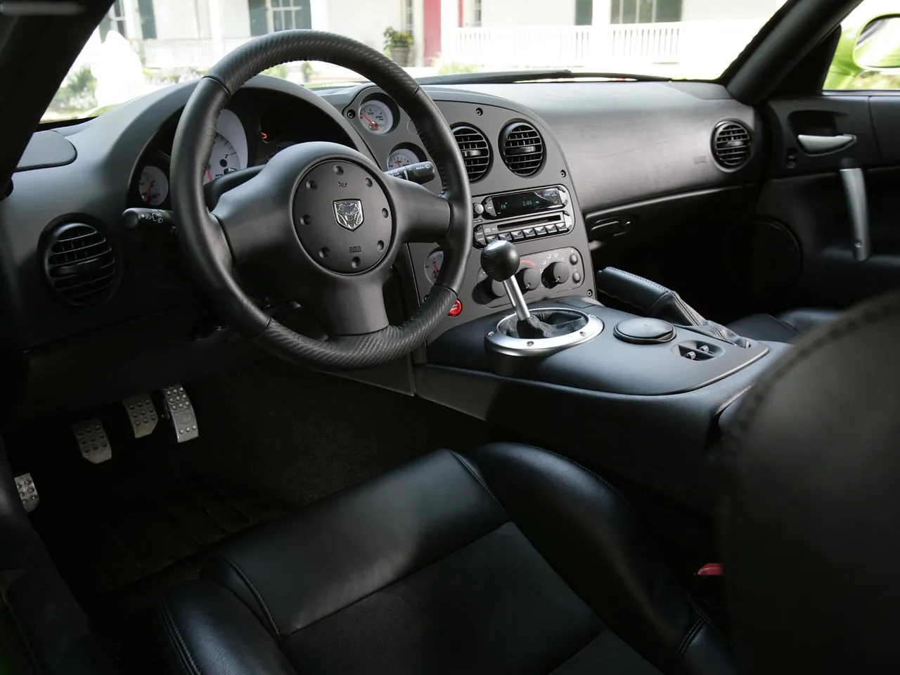 Dodge Viper SRT10 (2008) – interiér