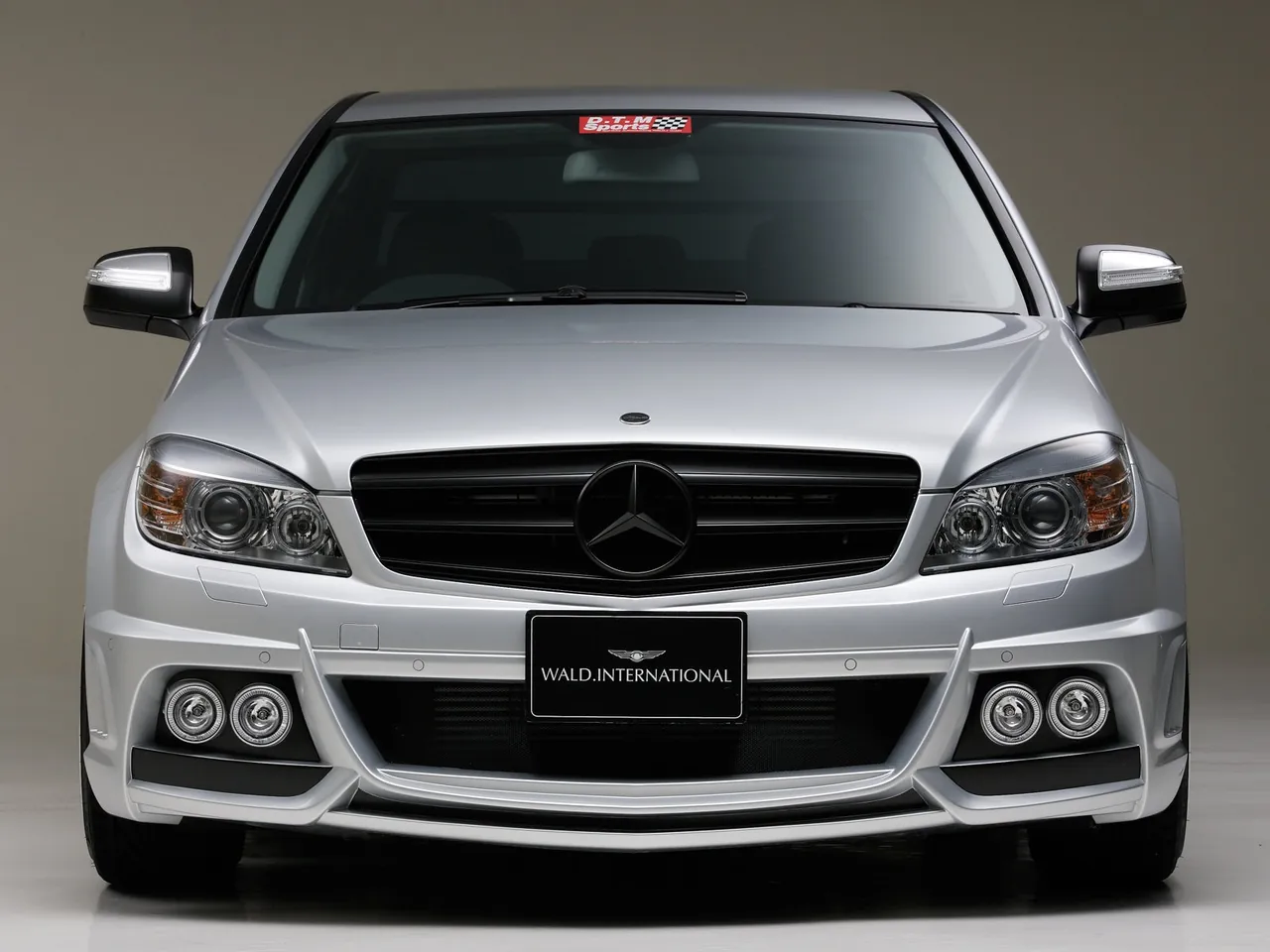 Wald Mercedes-Benz C-Class (2008) – zepředu