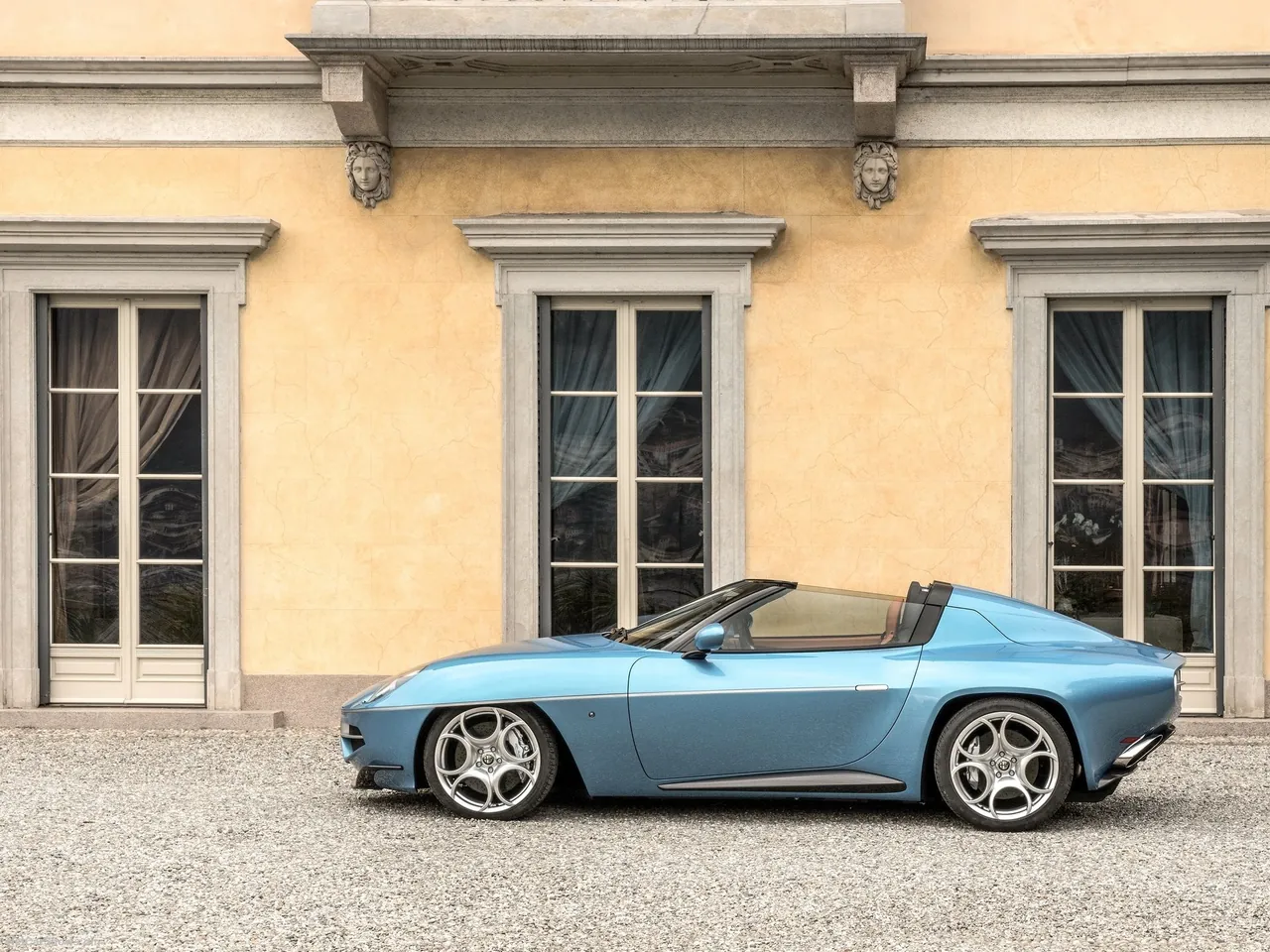 Alfa Romeo Disco Volante Spyder Touring (2016) - Side Profile