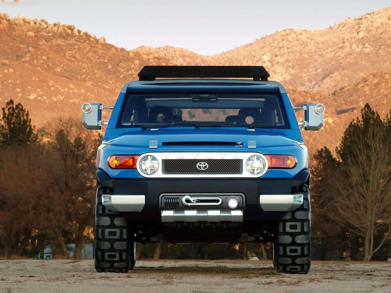 Toyota FJ Cruiser Concept (2003) - Front