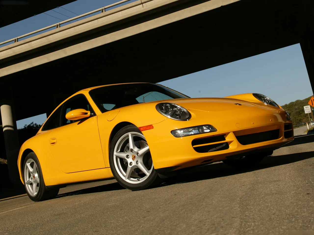 Porsche 911 Carrera Coupe (2006)