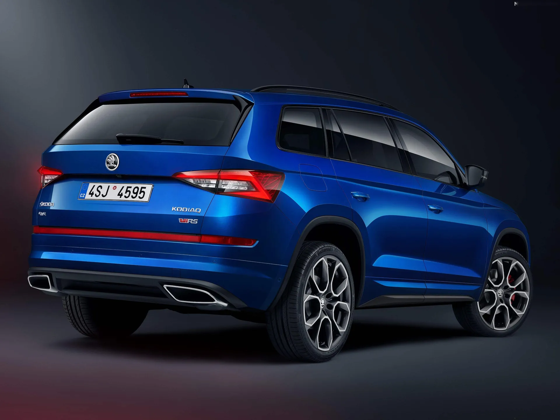 Skoda Kodiaq RS (2019) – zadní tříčtvrteční pohled