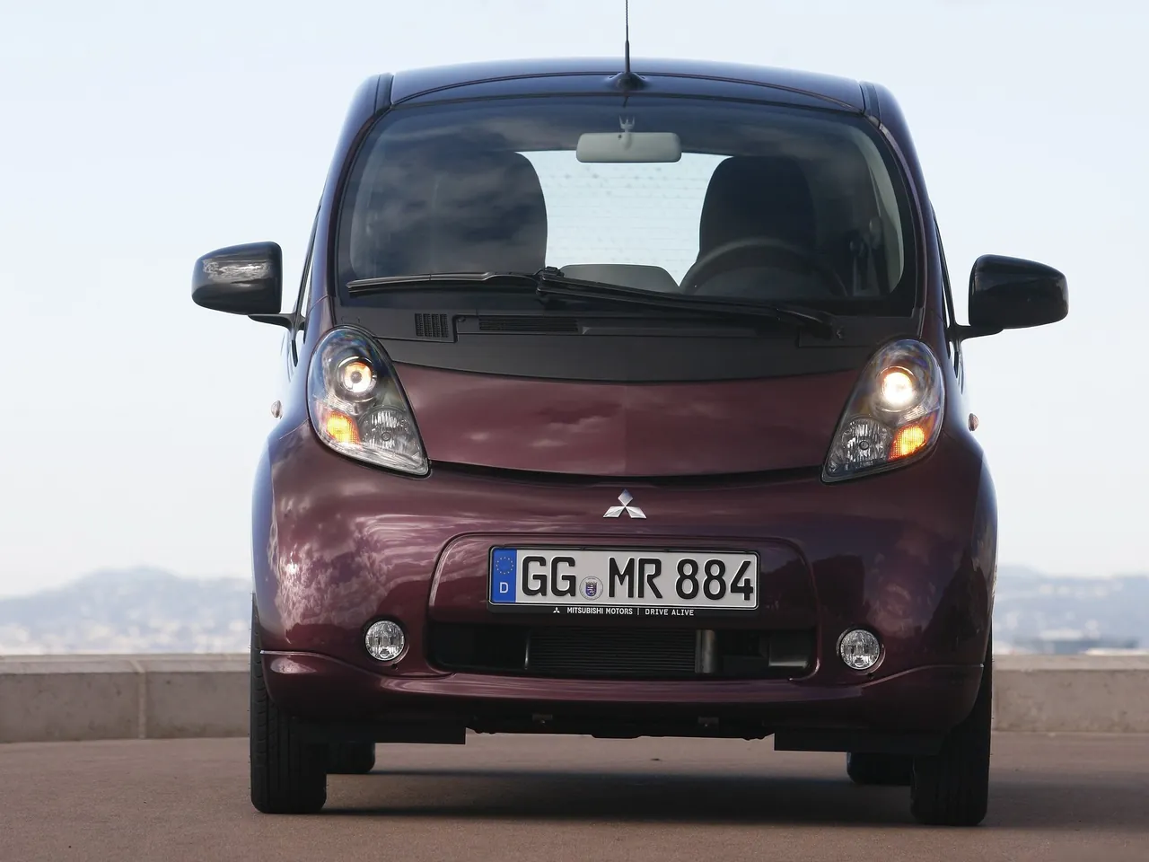 Mitsubishi i-MiEV (2011) – zepředu