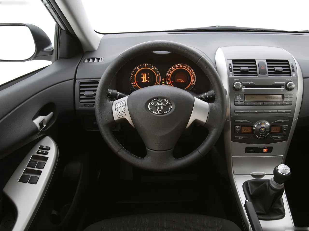 Toyota Corolla (2007) - Interior