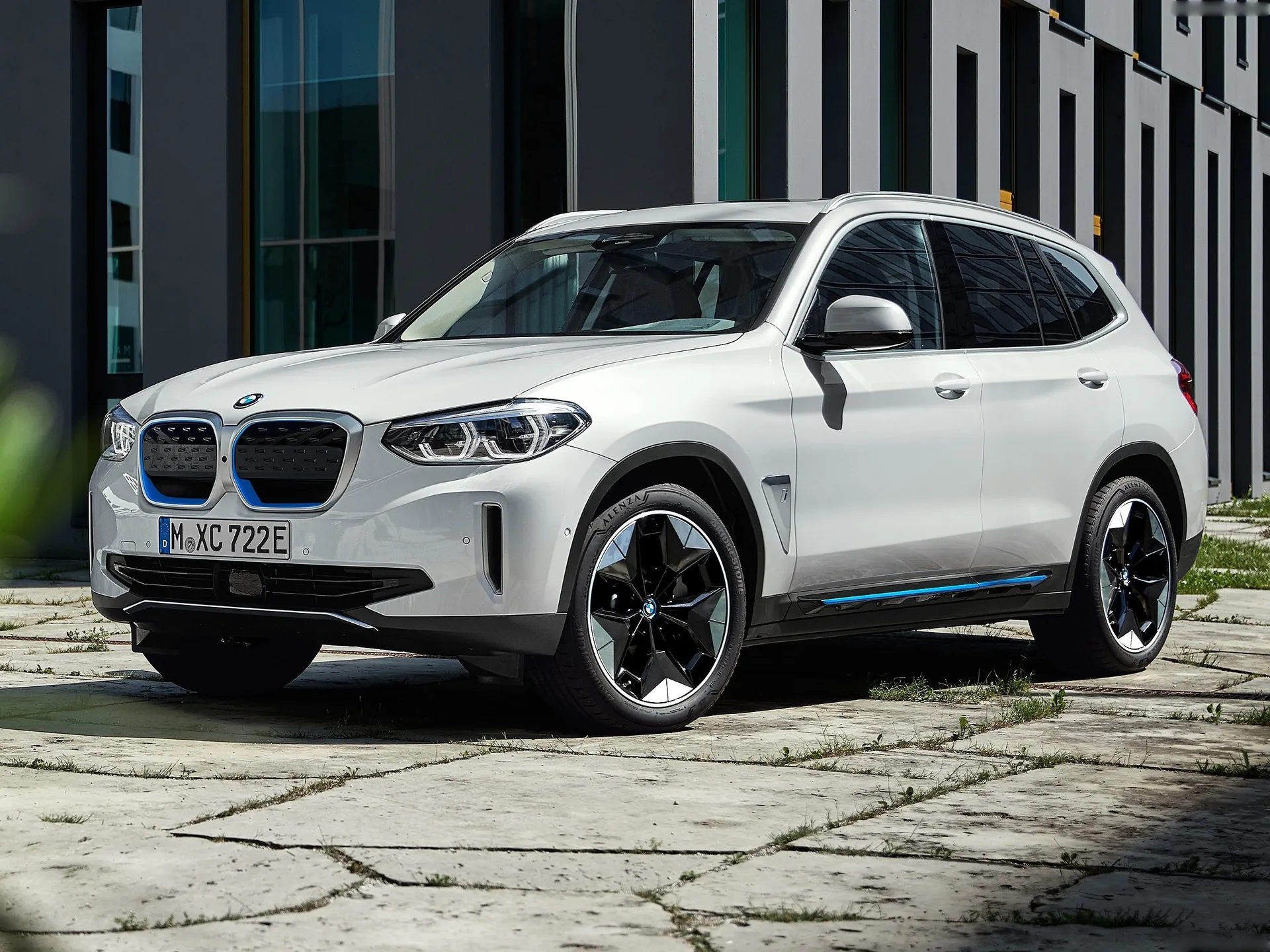 BMW iX3 (2021)