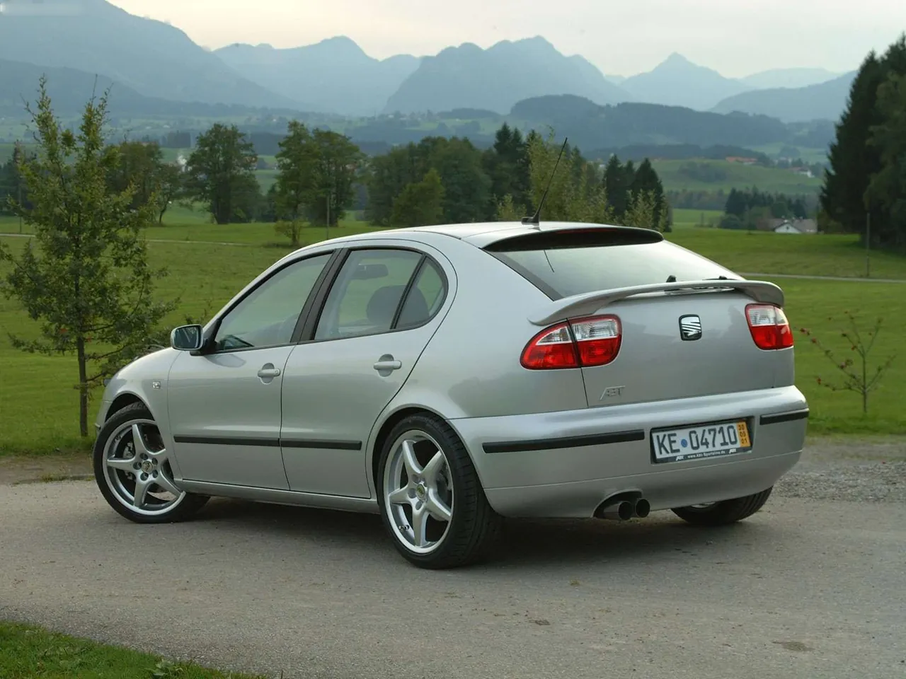ABT Seat Leon (2002) – zadní tříčtvrteční pohled