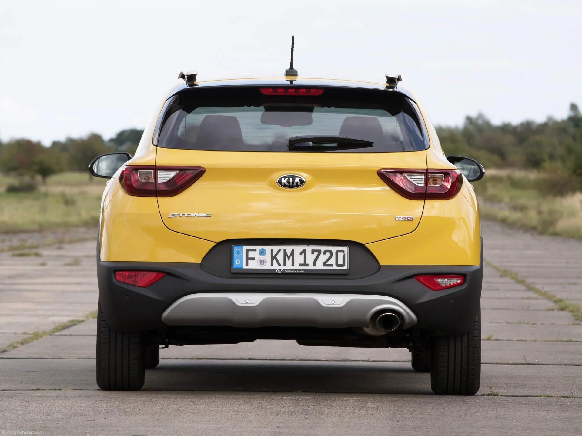 Kia Stonic (2018) – zezadu