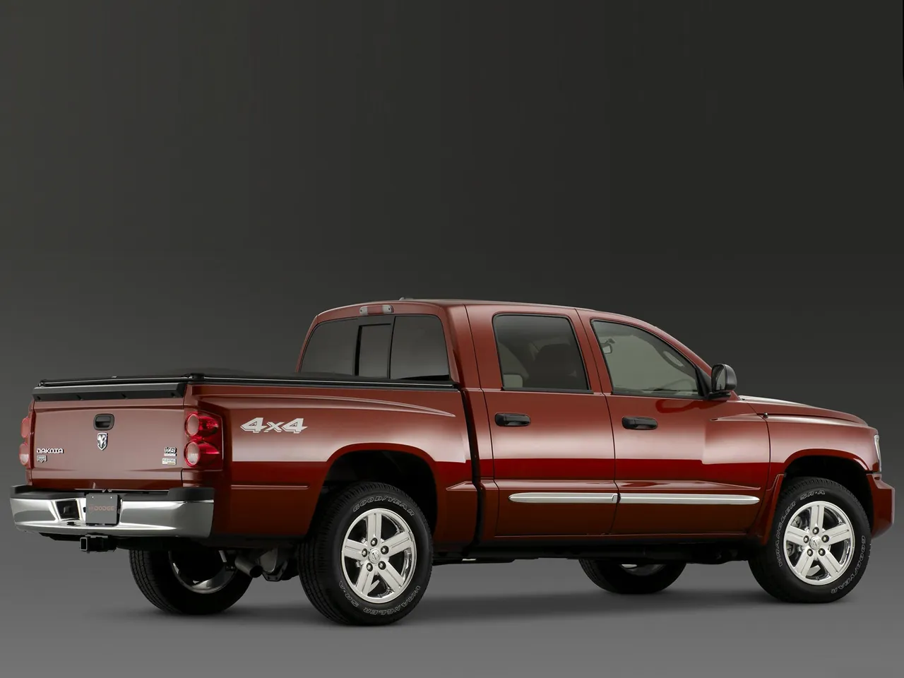 Dodge Dakota (2008) – zadní tříčtvrteční pohled