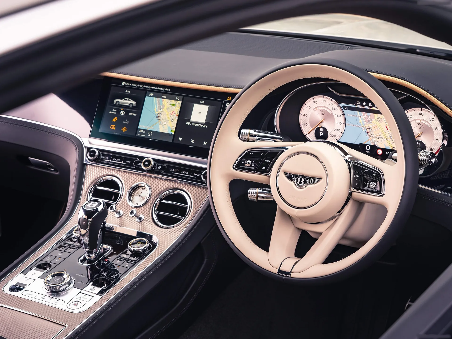 Bentley Continental GT Mulliner (2020) – interiér
