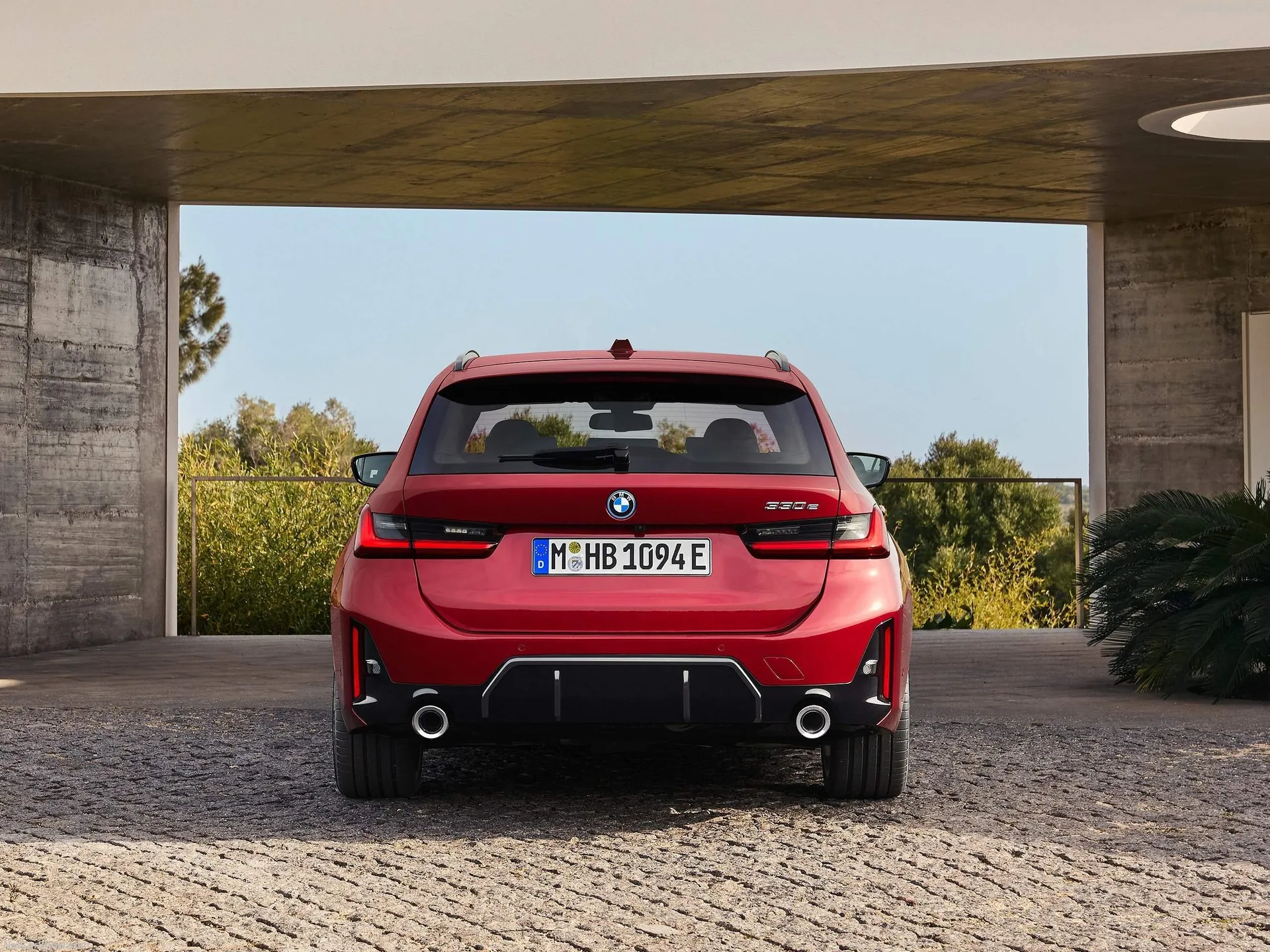 BMW 3-Series Touring (2025) – zezadu