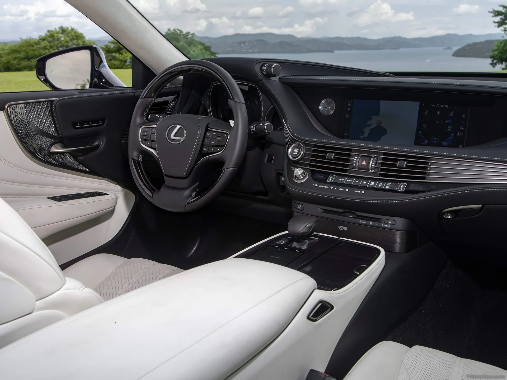 Lexus LS 500 Inspiration Series (2020) – interiér
