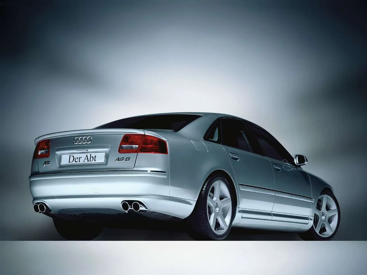 ABT Audi AS8 (2003) – zadní tříčtvrteční pohled