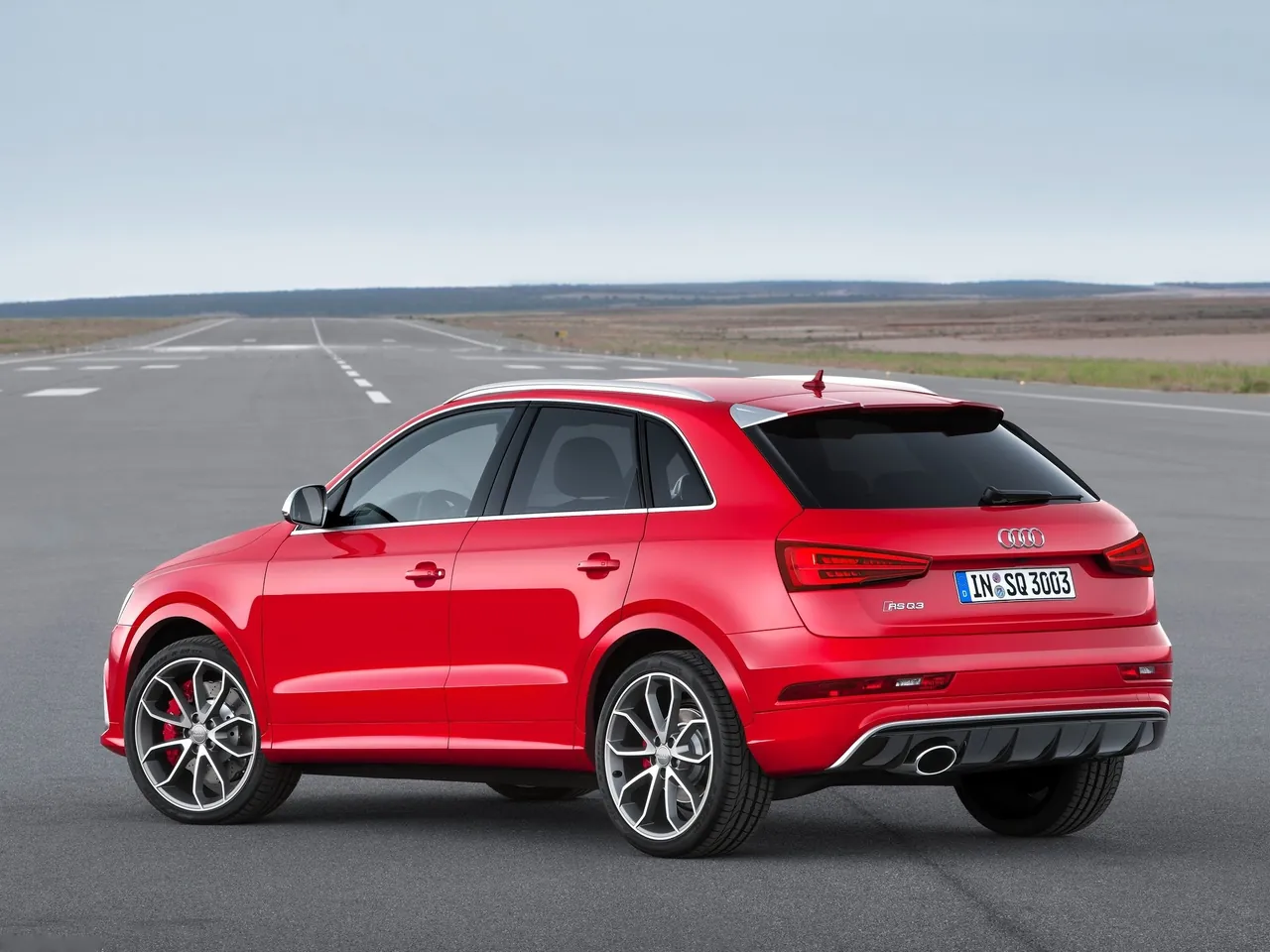 Audi RS Q3 (2015) – zadní tříčtvrteční pohled