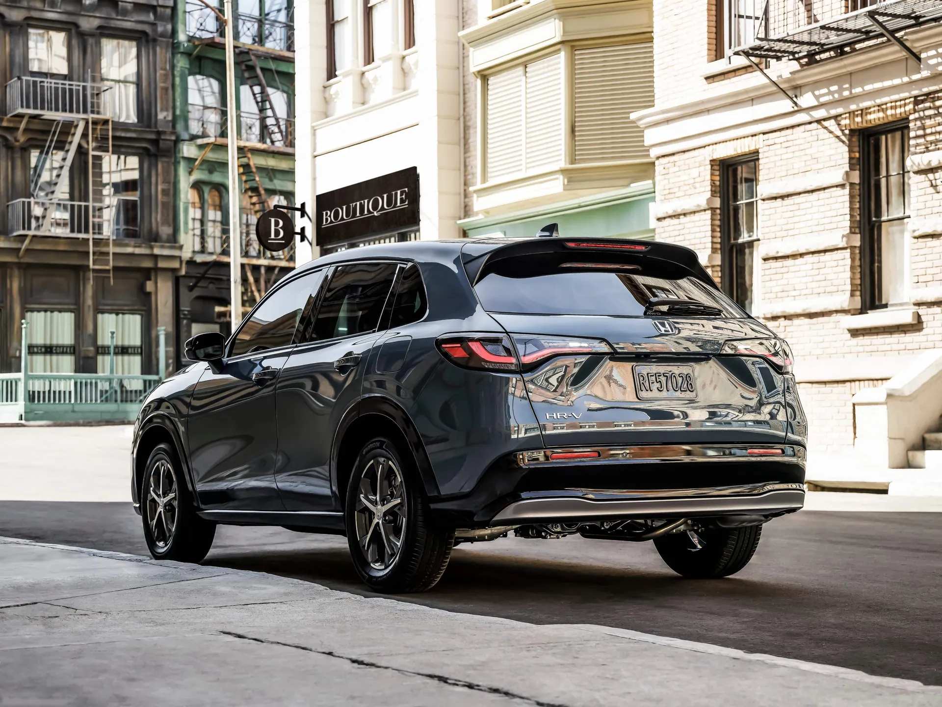 Honda HR-V [US] (2023) – zadní tříčtvrteční pohled