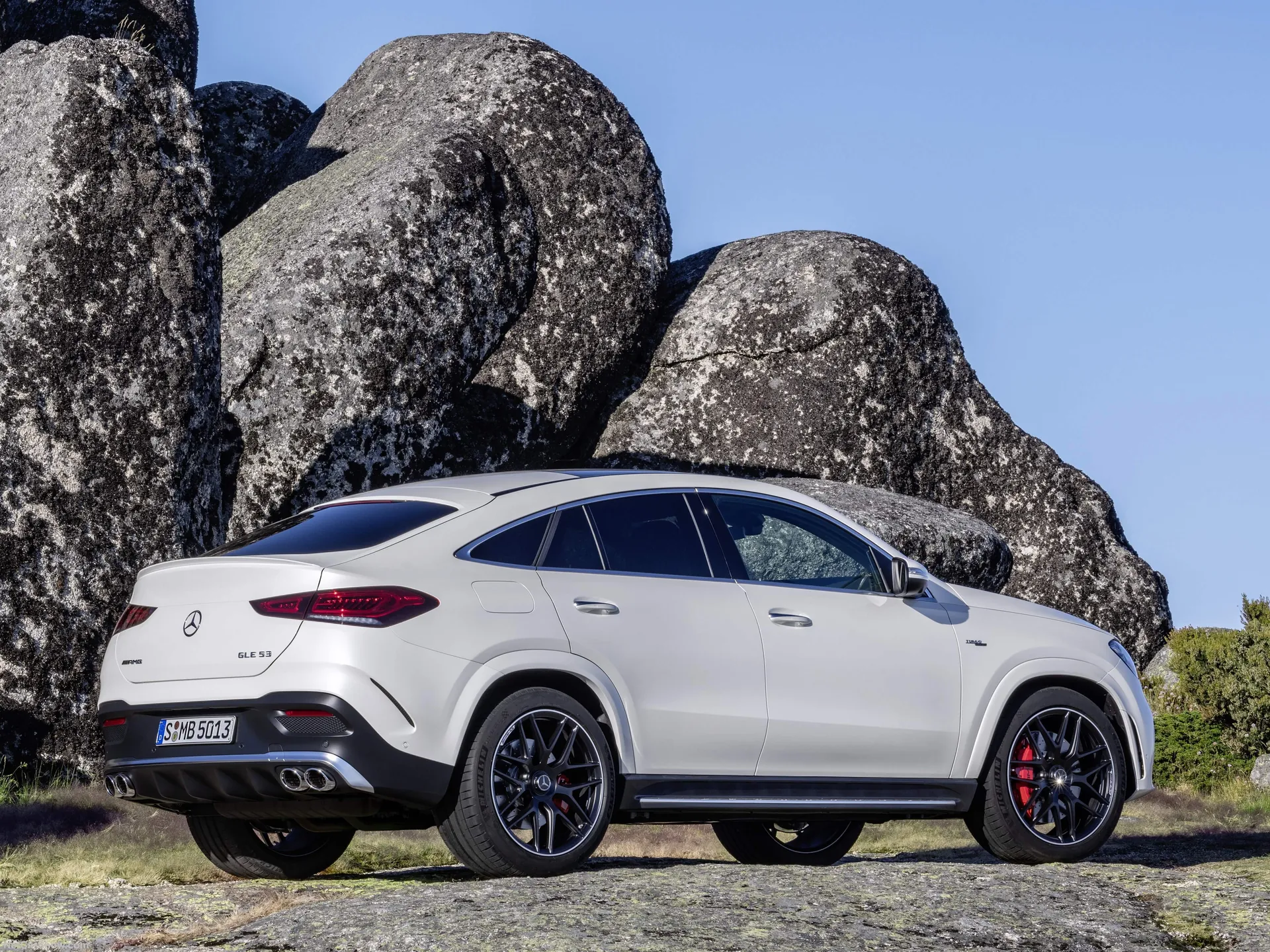 Mercedes-Benz GLE53 AMG 4Matic Coupe (2020) – zadní tříčtvrteční pohled