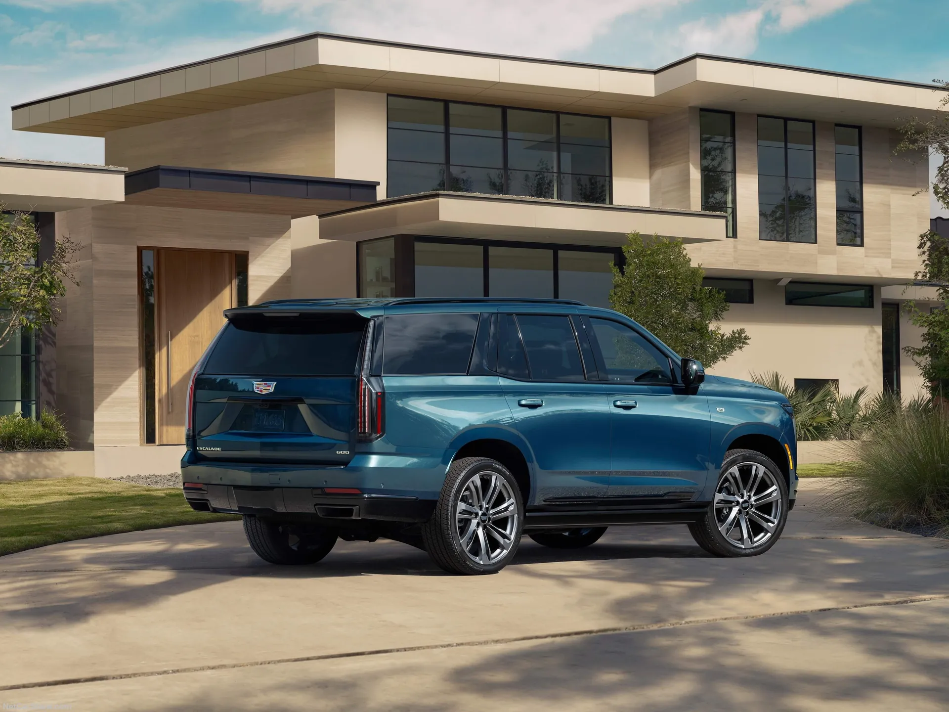 Cadillac Escalade (2025) – zadní tříčtvrteční pohled