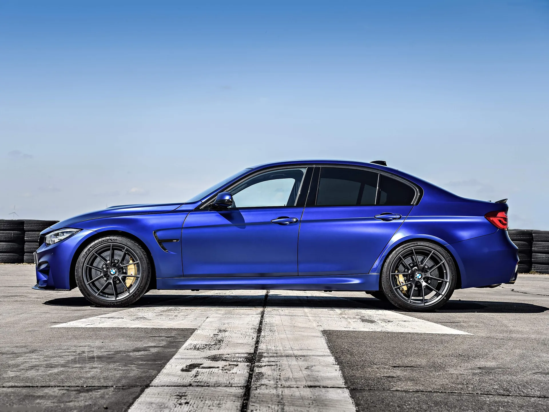 BMW M3 CS (2018) – boční profil