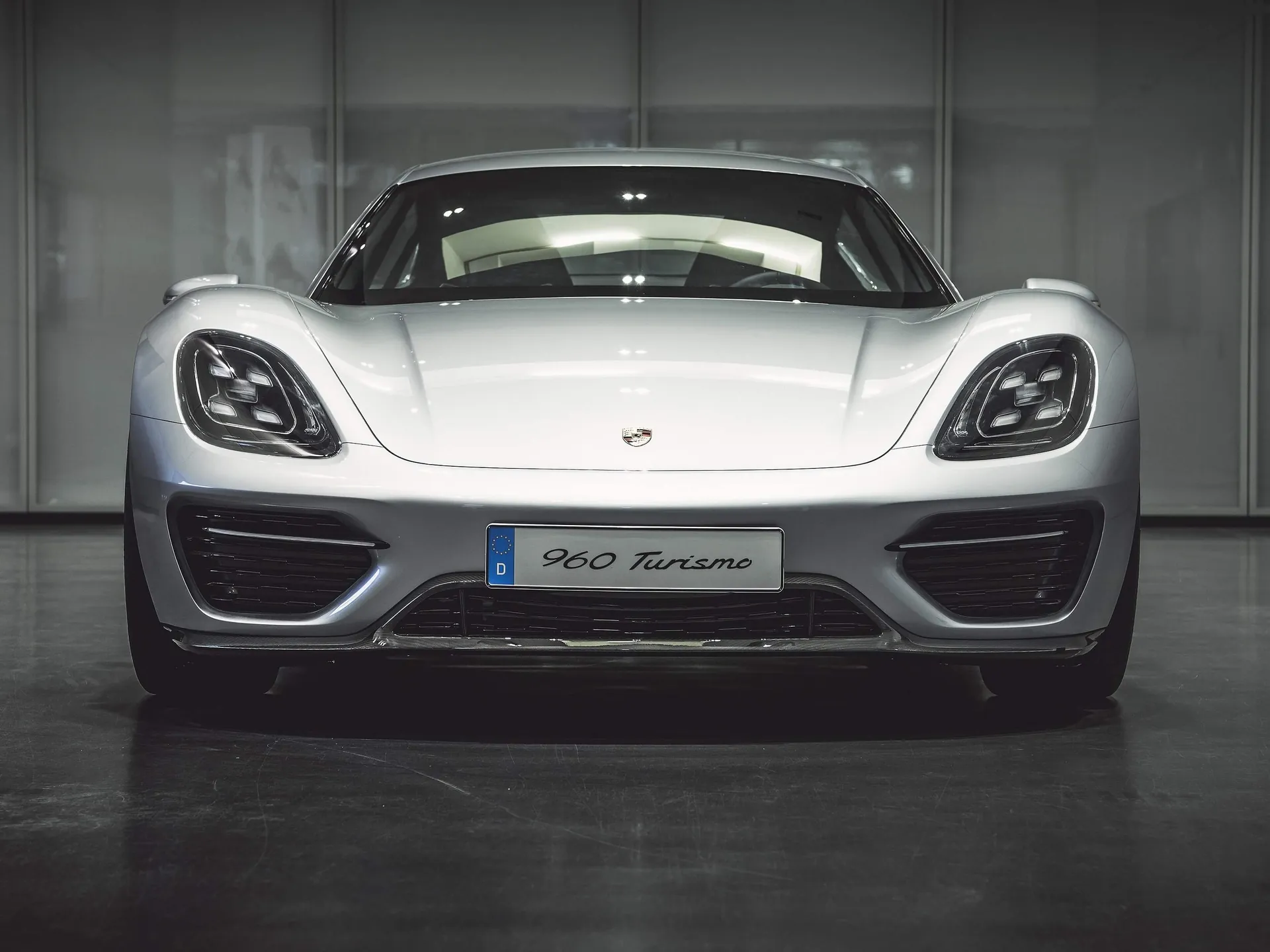 Porsche Vision Turismo Concept (2016) – zepředu